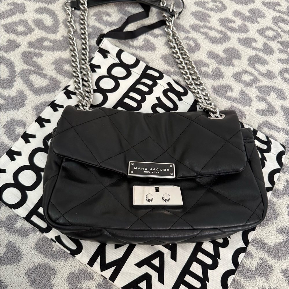 Marc Jacobs Black Quilted Shoulder Bag